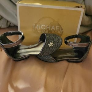 Children's shoes